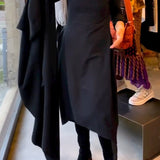 Clara - Robe midi noire avec poches