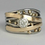 Bague vintage avec des ornements en zircon et en or