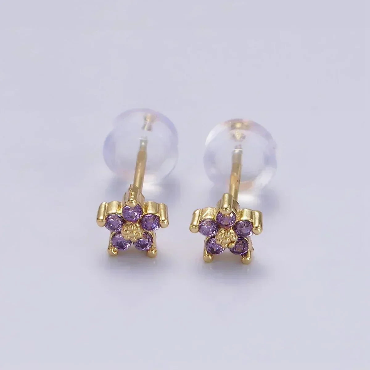 Boucles d'oreilles avec motif floral délicat