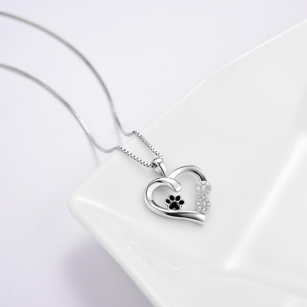 Collier avec empreinte de patte et cœur avec pendentif infini