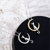Collier avec lune suspendue et chat