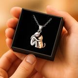 Collier porte-bonheur avec motif de chat