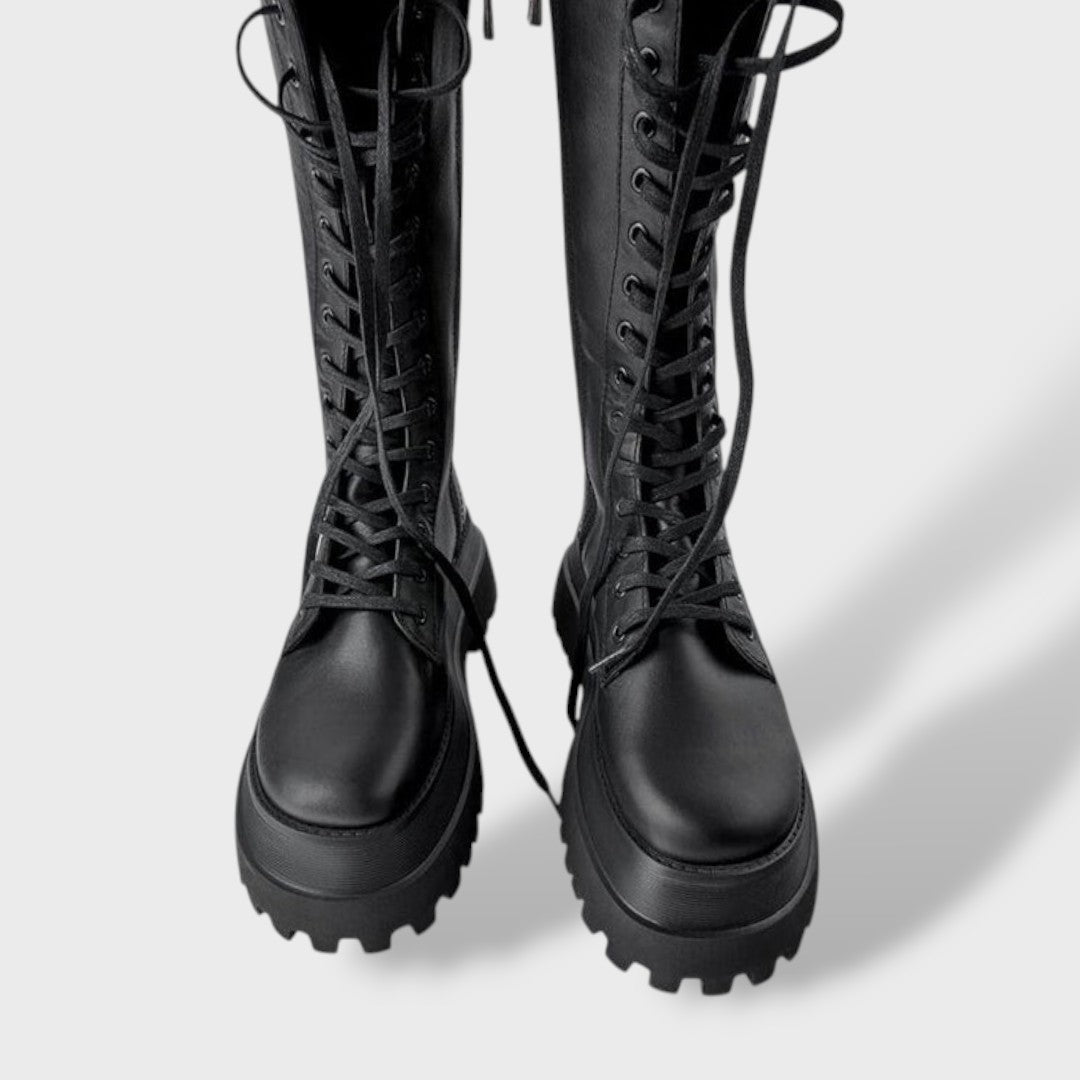 Bottes Hautes Femme Noires avec Lacets et Semelle Track