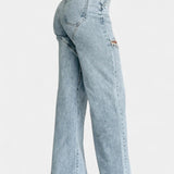 Jeans Evian Ripped Straight-Leg avec Rhinestones