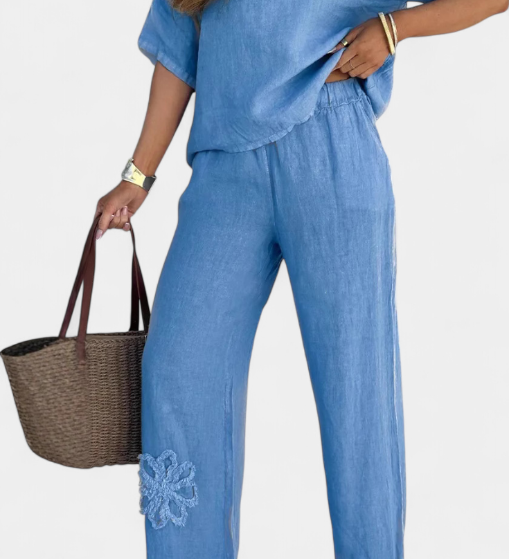 Ensemble Natalia en Lin Brodé avec Silhouette Décontractée