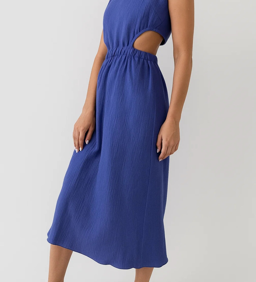 Robe Femme | Robe Découpée à Taille Haute | Légère et Structurée