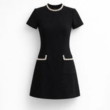 Robe courte Femme | chic & élégante | détails bijoux pour Printemps