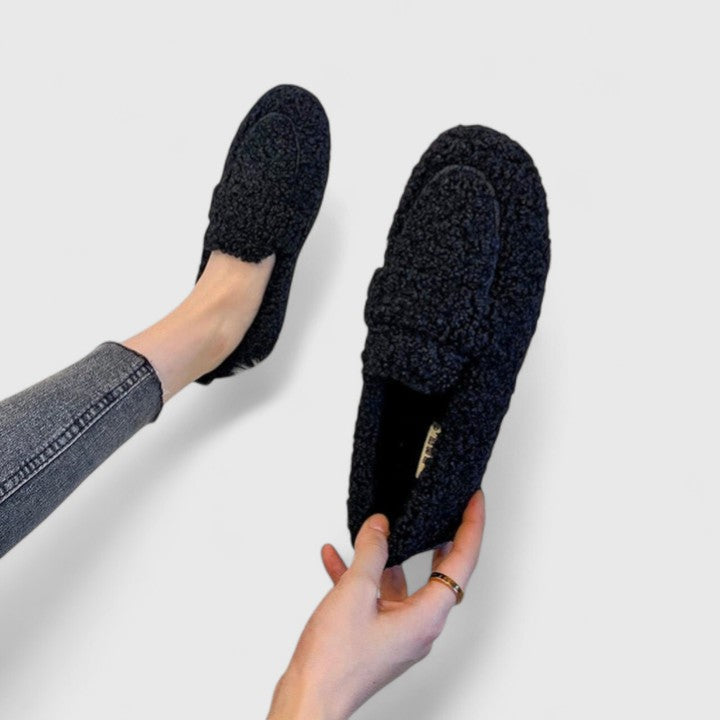Solenne™ | Chaussons chauds au design élégant