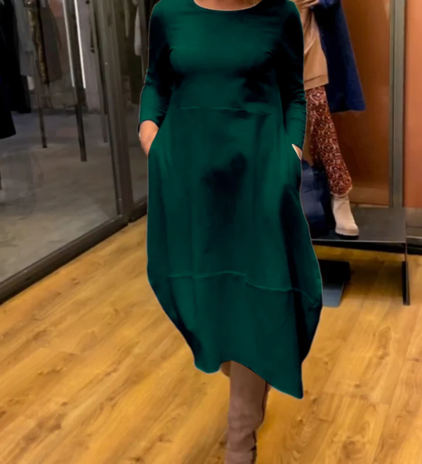 Clara - Robe midi noire avec poches