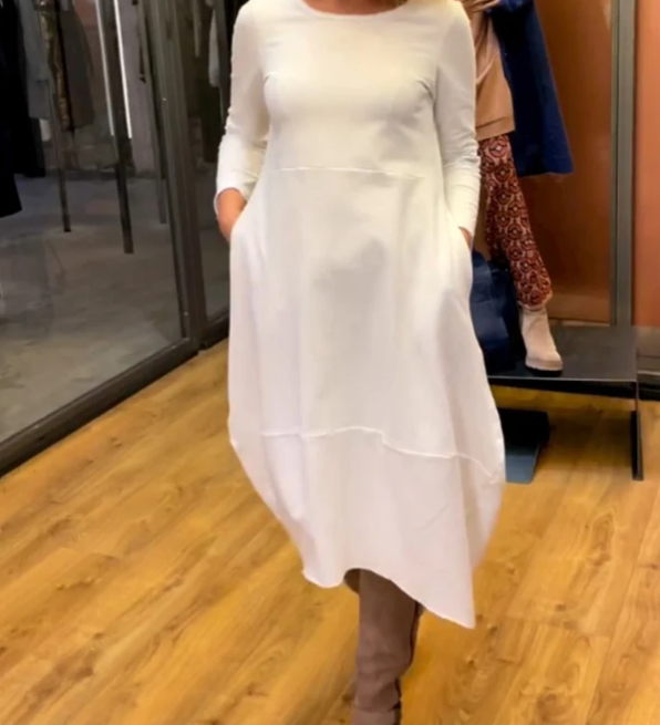 Clara - Robe midi noire avec poches