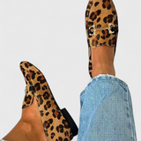 Mocassins Élégants Lluvia avec Motif Gravé et Talon Subtil