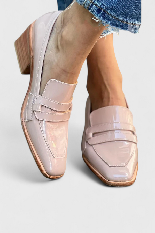 Mocassins en Vernis Rose avec Bout Carré et Talon Haut