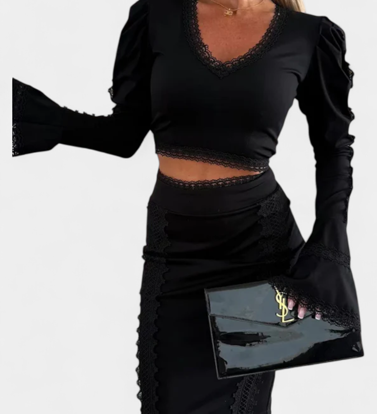 Ensemble Élégant Minerva avec Top en Dentelle et Jupe Taille Haute
